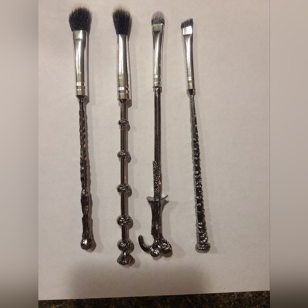 Harry Potter wand makeup eye brushes